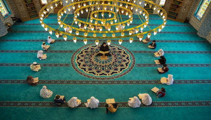 ميدل إيست مونيتور: هكذا تلاشت روحانية رمضان بسبب المحتوى التلفزيوني الفاضح والمغرِض