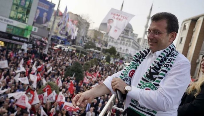 فنّد ادّعاءً طال الرئيس أردوغان.. باحث تركي: 7 أسباب لمحاصرة الدولة أكرم إمام أوغلو وعصابته