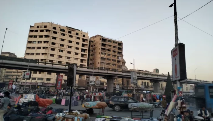 تجارتهم بالمليارات.. الباعة الجائلون بالعتبة: أرزاقنا تهددها مشاريع التطوير