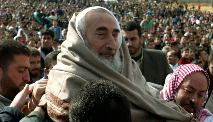 الشيخ أحمد ياسين.. القائد الذي لا يزال يلهم المقاومة الفلسطينية بعد 21 عاما من اغتياله