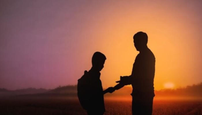 التربية بالنقاش والحوار