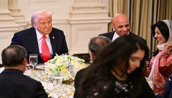 مائدة إفطار ترامب لسفراء الإمارات والسعودية بطعم الدم الفلسطيني... هذا ما قاله النشطاء!!!