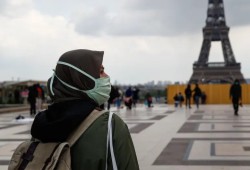 المجلس الإسلامي الفرنسي يدين استهداف المحجبات في الإعلام