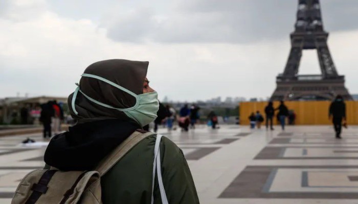 المجلس الإسلامي الفرنسي يدين استهداف المحجبات في الإعلام