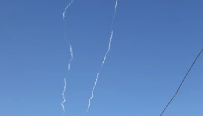 بالفيديو|| الحوثيون يهاجمون الاحتلال الصهيوني مجدداً ويشتبكون مع البحرية الأمريكية