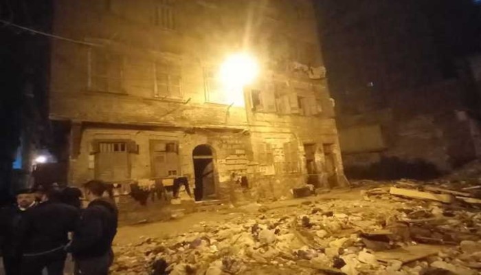 مصرع أم وأطفالها الثلاثة محتضنين بعضهم في انهيار عقار بالإسكندرية ..من ينقذ المصريين من الكوارث؟!!