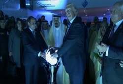 رسوم ترامب الجمركية.. شرارة حرب تجارية عالمية يدفع ثمنها المصريون