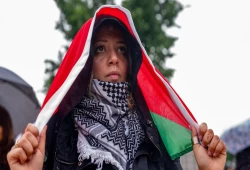 ميدل ايست آي|| رغم الإبادة والكراهية.. الأميركيون العرب يحتفلون بإرثهم