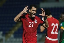 بص العصفورة.. زيزو في الأهلي ولا الزمالك».... محاولات لإلهاء المصريين عن غزة والوضع الاقتصادي المزري