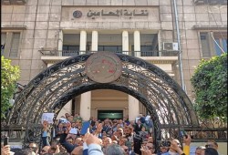 نقيب المحامين يعلن خطوات تصعيدية ضد فرض رسوم التقاضي