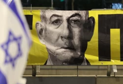إسرائيل أصبحت مثل الاتحاد السوفيتي في أيامه الأخيرة