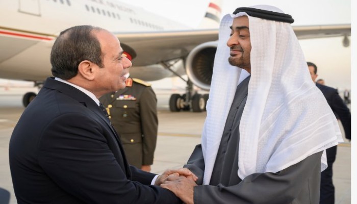 ناشط إماراتي: أبوظبي دفعت فاتورة باهظة لدعم حليفها السيسي ولم تنقذه من الأزمات الخانقة