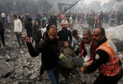 30 شهيدًا جراء غارات الاحتلال المتواصلة على مناطق متفرقة في قطاع غزة