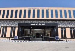 29 غرزة بعد طعن طالب داخل جامعة سوهاج بسبب التيك توك..احتقان مجتمعي واستهتار أمني!!