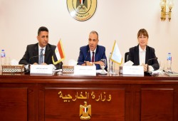 احتجاز وإهانة وضرب في قيرغيزستان.. غياب السفارة يزيد جراح الطلاب المصريين