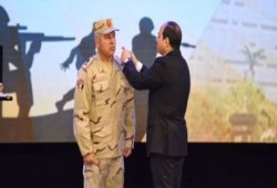 كامل الوزير: أنشأنا 4382 مصنعًا منذ يوليو 2024.. ونشطاء: "يعني 16 مصنعًا في اليوم.. يا كداب"