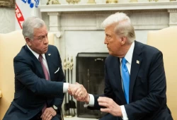 ديفيد هيرست: الأردن يحظر الإخوان المسلمين لإرضاء ترامب.. ويسلك طريقًا محفوفةً بالمخاطر