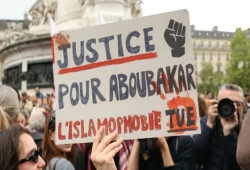 ميدل إيست آي: مسلمو فرنسا ليسوا بأمان
