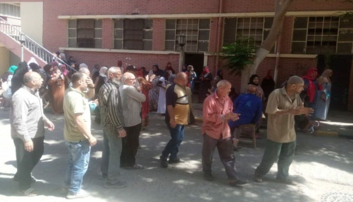رغم قانون العمل الجديد..."الشوربجي للغزل"  تحيل 30 عاملا للتحقيق ردا على إضرابهم