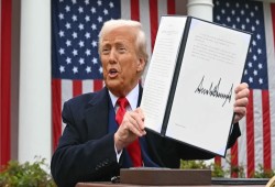 ترامب يخفض الرسوم الجمركية المفروضة على الصين من 145%إلى 80%