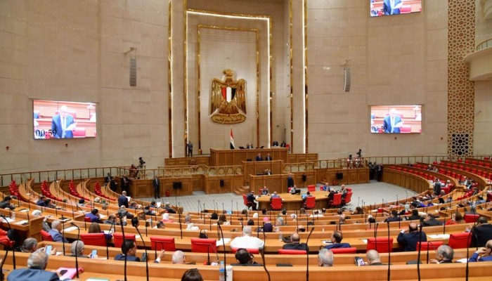 فوضى برلمان العسكر.. السيسي يسعى لتعديل الدستور لضمان بقائه في الحكم مدى الحياة