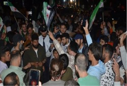 بالفيديو...احتفالات تعم المدن السورية بعد إعلان ترامب رفع العقوبات