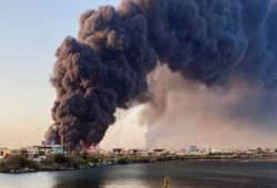 السودان يتهم الإمارات بقيادة هجوم المسيرات على بورتسودان عبر سفن حربية