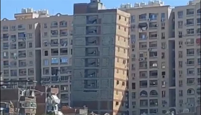 عالم الفضاء عصام حجي يحذر من مخاطر حركة المياه الجوفية بالإسكندرية بعد صور العمارات المائلة
