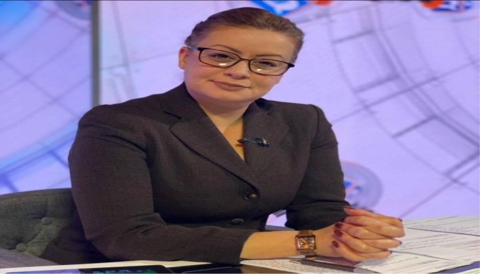 تضامن واسع مع الإعلامية رشا قنديل زوجة المعتقل أحمد طنطاوي قبل مثولها أمام "أمن الدولة"