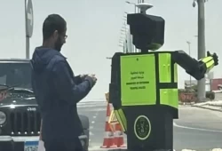 "روبوتات مرور" في شوارع العاصمة الإدارية... و"الدرون" لرصد المخالفات