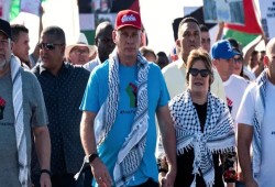 رئيس كوبا يتضامن مع الطبيبة آلاء النجار بعد أن فقدت 9 من أطفالها بغزة