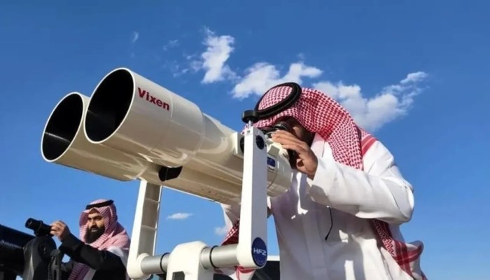 السعودية تُثبت رؤية الهلال.. العشر الأوائل تبدأ غدًا وعيد الأضحى الجمعة