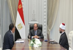 الأوقاف الإسلامية المصرية في قبضة السلطة العسكرية.. أين تذهب أموال الوقف؟!