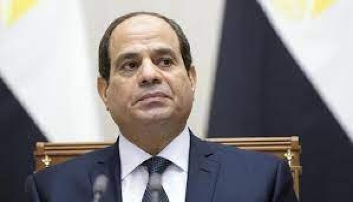 الإيكونومست || السيسي دمّر اقتصاد بلاده بمشاريع استعراضية وبات منبوذًا من الجميع