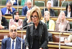 جدل سياسي حقوقي بعد استقالة مشيرة خطاب من المجلس القومي لحقوق الانسان