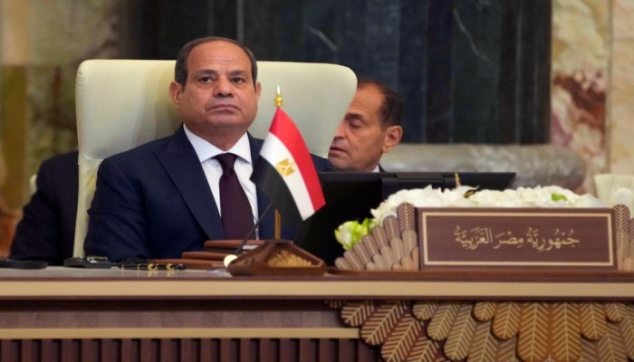 ميدل إيست مونيتور || السيسي يناور بين ترامب والخليج
