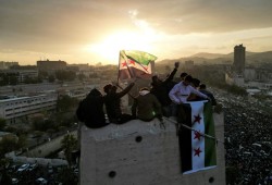 أتلانتيك كآونسل: في الانتقال الهش في سوريا بصيص أمل لاستقرار أوسع في الشرق الأوسط