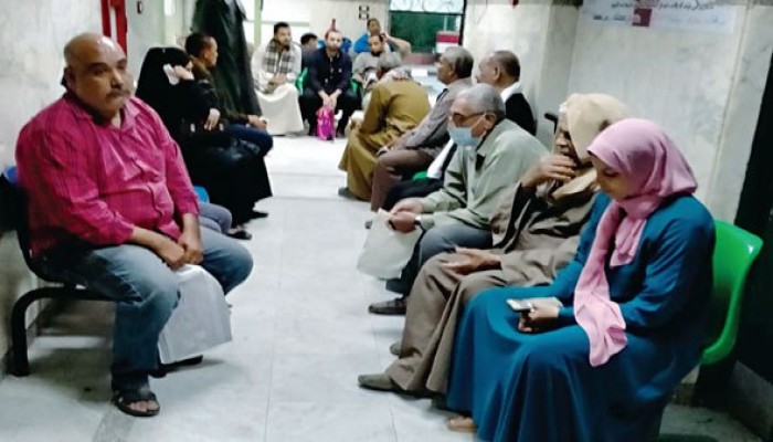 متحور كورونا الجديد "نيمبوس"  يضرب مصر.. التطورات والأعراض والمخاطر