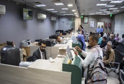 استقرار الدولار وتراجع الذهب في مصر بعد عيد الأضحى… محللون يوضحون الأسباب