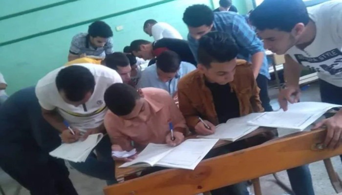 صفحات التغشيش والغش الجماعي في الثانوية العامة... أي مستقبل للتعليم بمصر؟!