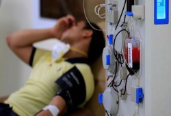 فصائل نادرة وأرواح معلّقة.. نقص أكياس الدم يهدد حياة آلاف المرضى في مصر