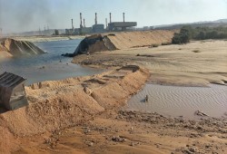 فضيحة جديدة في الصعيد.. مياه الصرف تغرق منازل نجوع سوهاج
