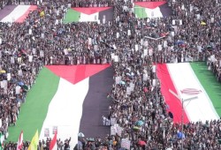 شاهد|| هتافات النصر لإيران وغزة تعم اليمن من صعدة إلى صنعاء