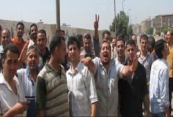 عمال اليومية بـ“المصرية للجملة” يطالبون بالتثبيت