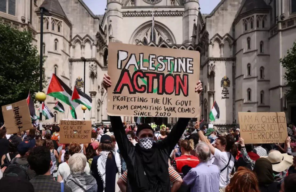 بريطانيا تعلن "فلسطين أكشن" منظمة إرهابية.. دعمها يُعرّض للسجن 14 عامًا