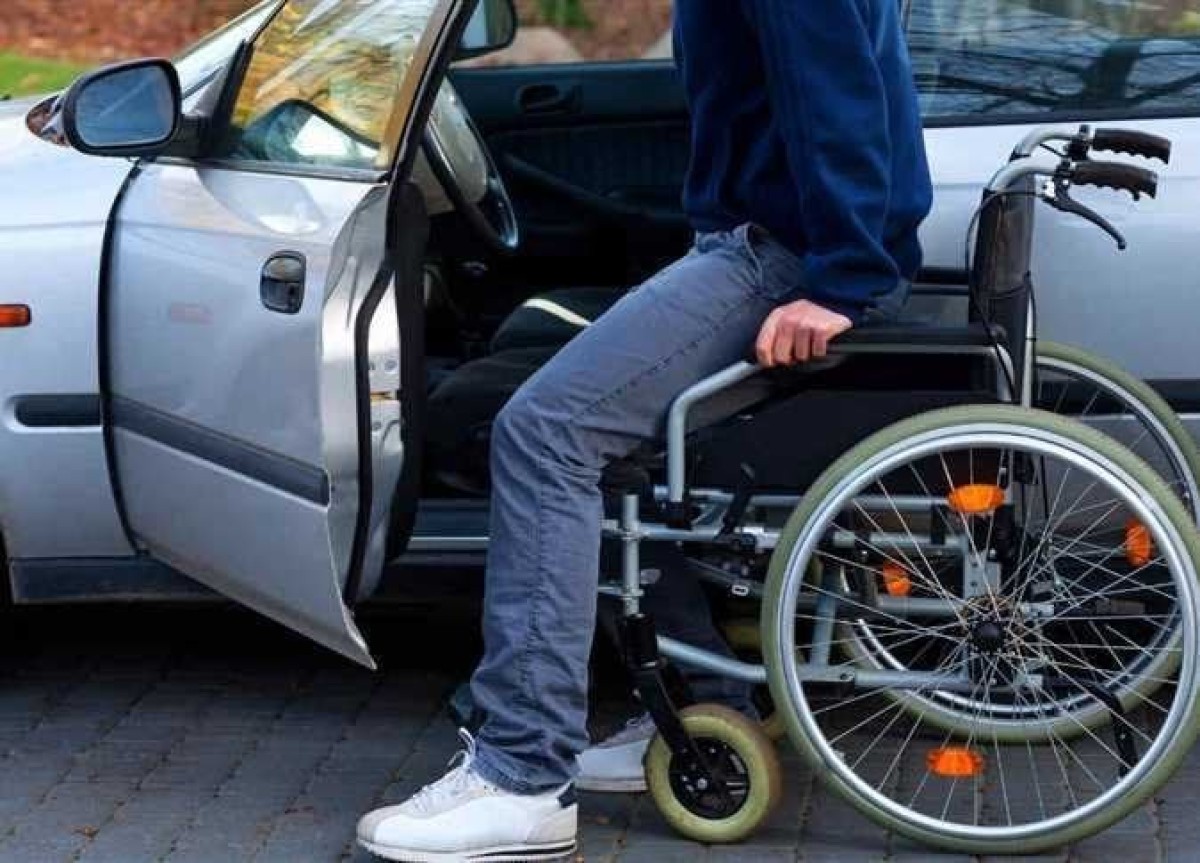 مأساة جديدة...استمرار وقف ترخيص سيارات المعاقين للشهر الرابع بعد شهور من الحجز بالجمارك!!!