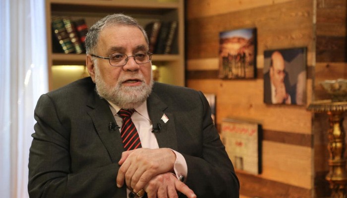 "زيت الإخوان على الطرق".. اتهام مختار نوح يثير سخرية وغضبًا واسعًا في الشارع المصري