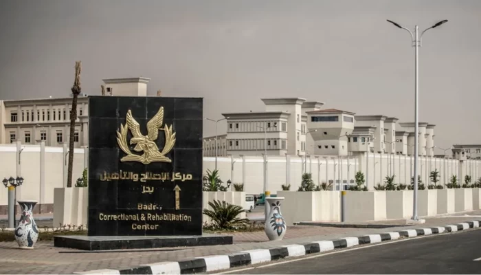 إشعال نار ومحاولة انتحار في سجن بدر 3 وأمن الانقلاب يرد بإجراءات قمعية