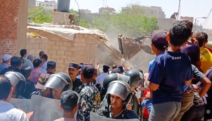 "تنمية يعني تعمّر مش تخرّب يا سيسي".. استغاثة أهالي حي ميناء العريش بعد تهجيرهم من بيوتهم