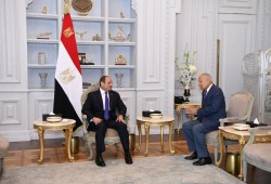 السييسي والقضايا العربية....دعم إعلامي وتواطؤ في السر
